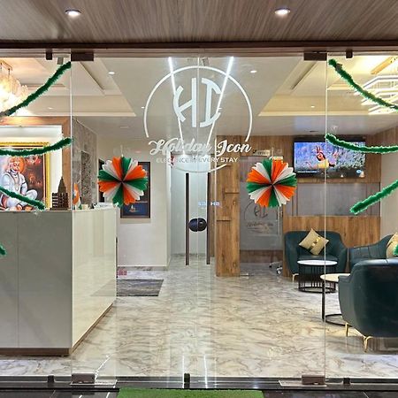 Hotel Holiday Icon Dwārka المظهر الخارجي الصورة